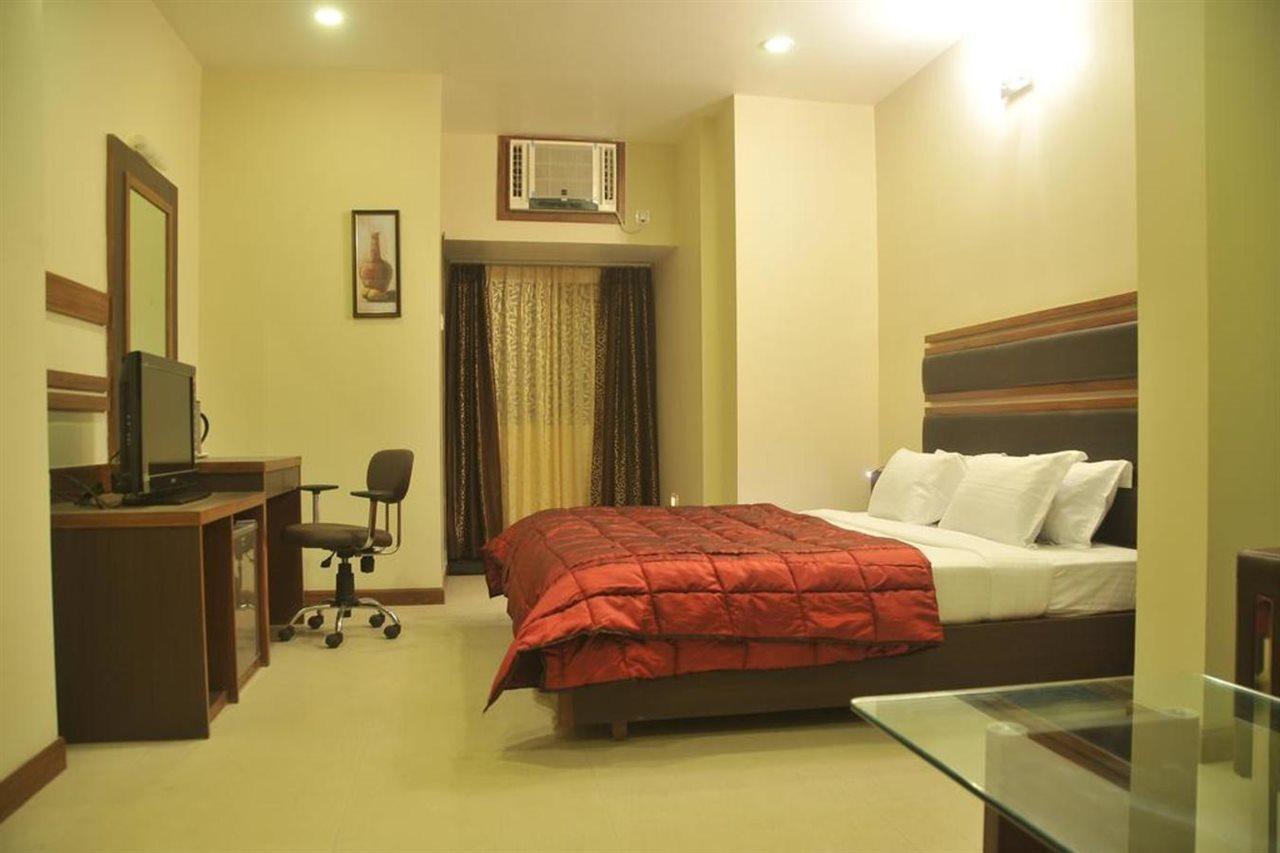 Hotel Palette - JK Residency Kelakam Extérieur photo